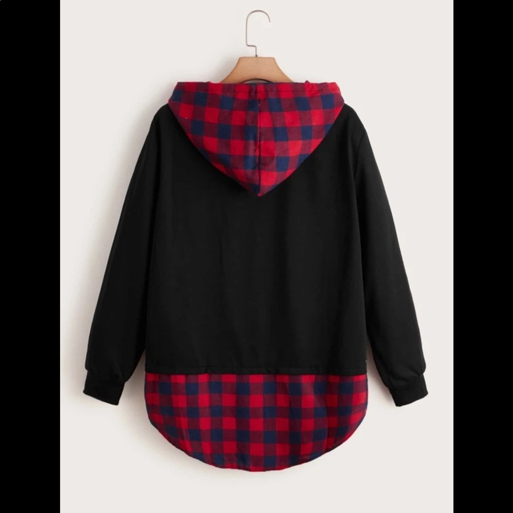 🔥2for$25🔥Plus gingham print curved hem hoodie - Picture 2 of 5